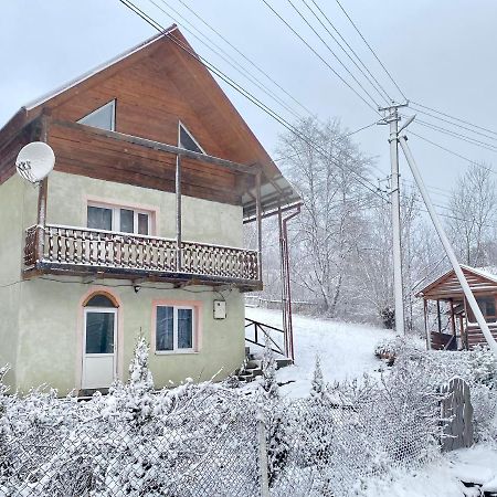 Карпатський Будинок Izki Exterior foto